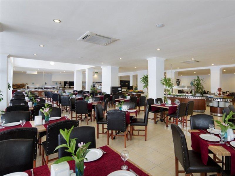 Larissa Club Side